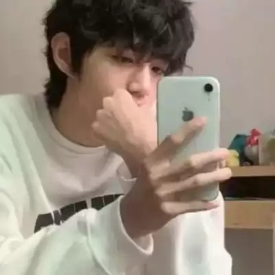 邱湛蓝